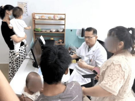 院网站-健康同行，“暑”你最棒——淮南市妇幼保健院（市儿童医院）成功举办暑期生长发育义诊活动592