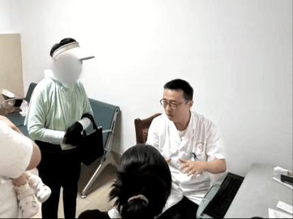 院网站-健康同行，“暑”你最棒——淮南市妇幼保健院（市儿童医院）成功举办暑期生长发育义诊活动682