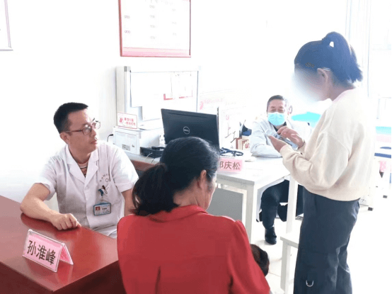 院网站-淮南市妇幼保健院前往寿县开展“服务百姓健康行动”义诊活动590