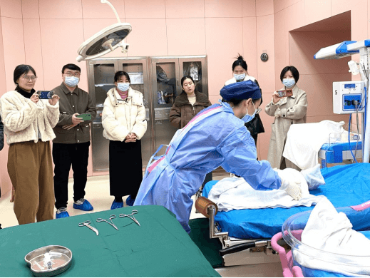 院网站-2024年淮南市新生儿安全项目暨新生儿早期基本保健技术培训班成功举办553