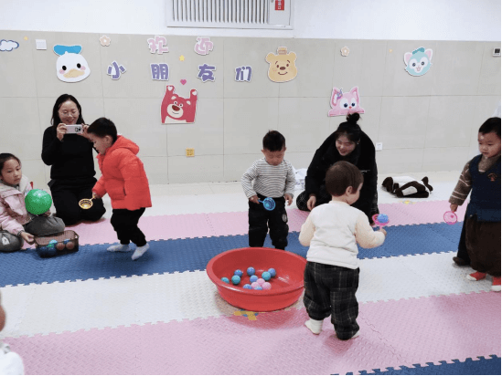 市妇幼保健院（市儿童医院）举办“庆元旦 迎新年”亲子游戏活动133