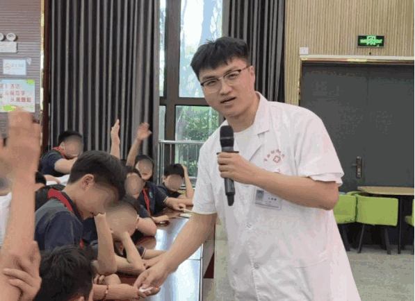 花开有时，成长有光——淮南市妇幼保健院青春期健康科普走进校园·第四站901